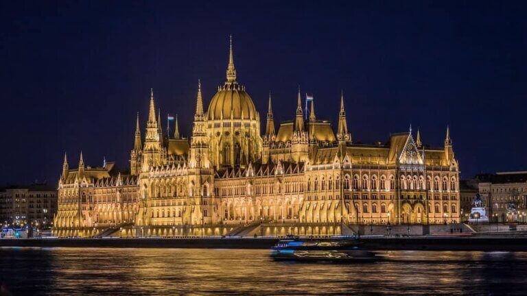 Budapest la perla del Danubio